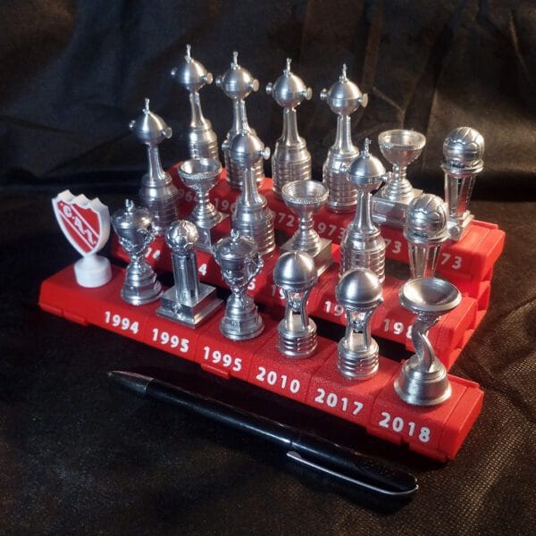 Set completo copas Independiente - Image 2
